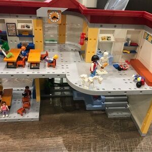 Modular School Playset Action Set - Red, Yellow, Gray